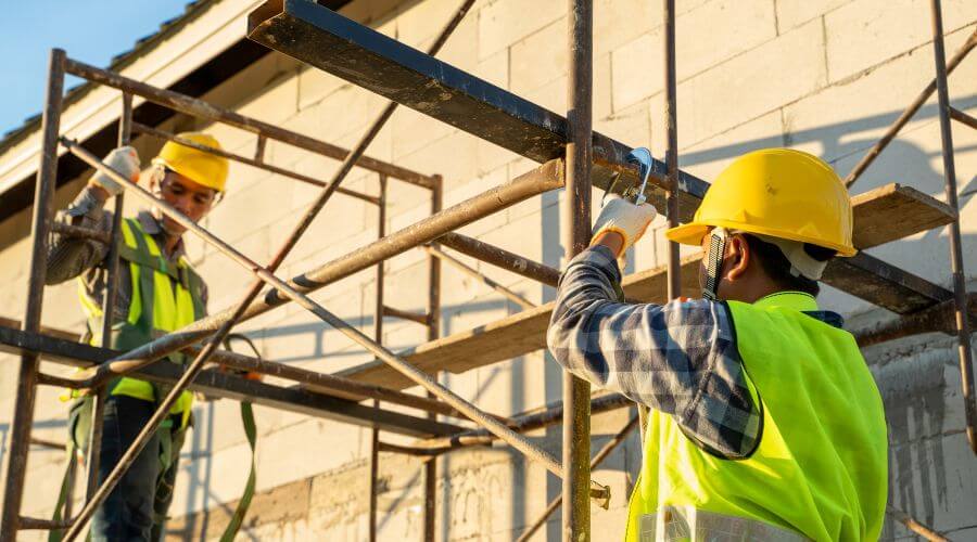 Professional gutter cleaning in New Melle, MO